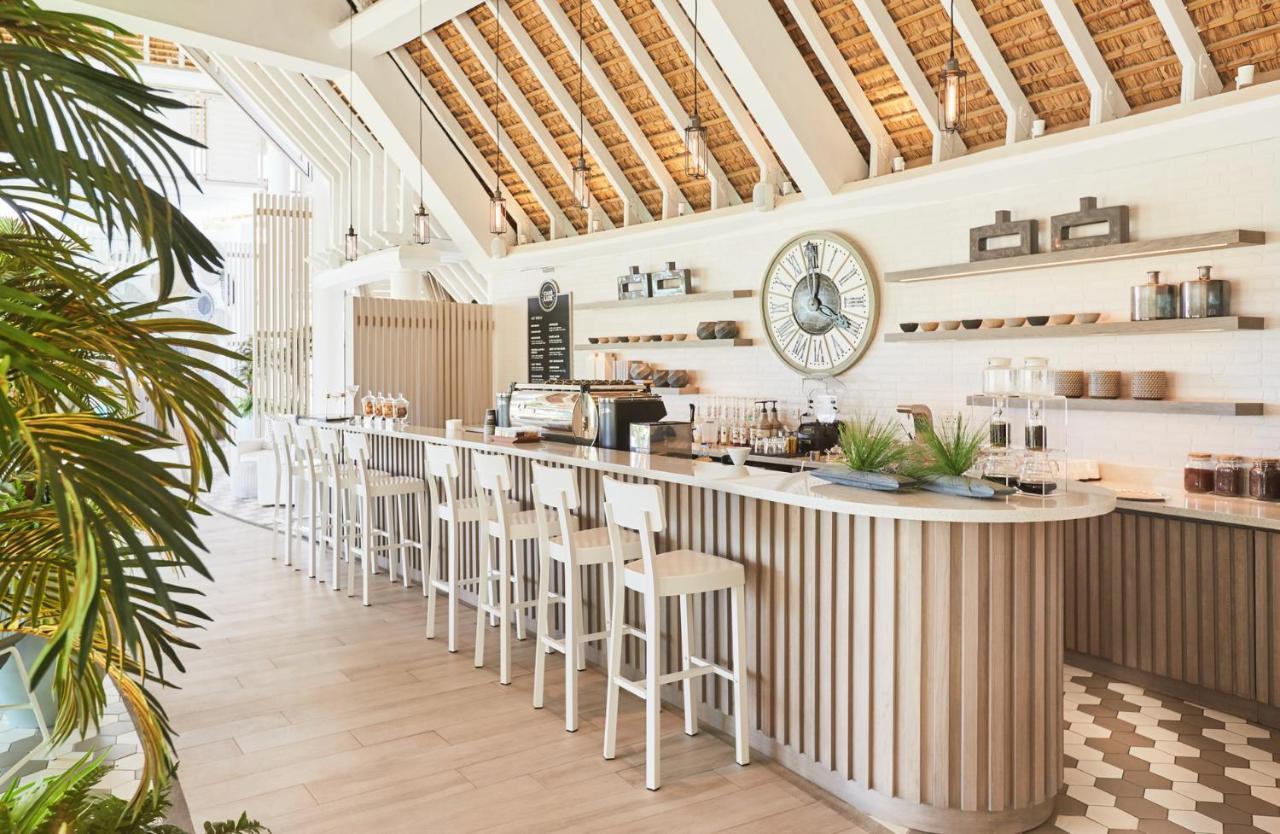 Lux* Grand Gaube Resort & Villas Екстер'єр фото The interior of the restaurant