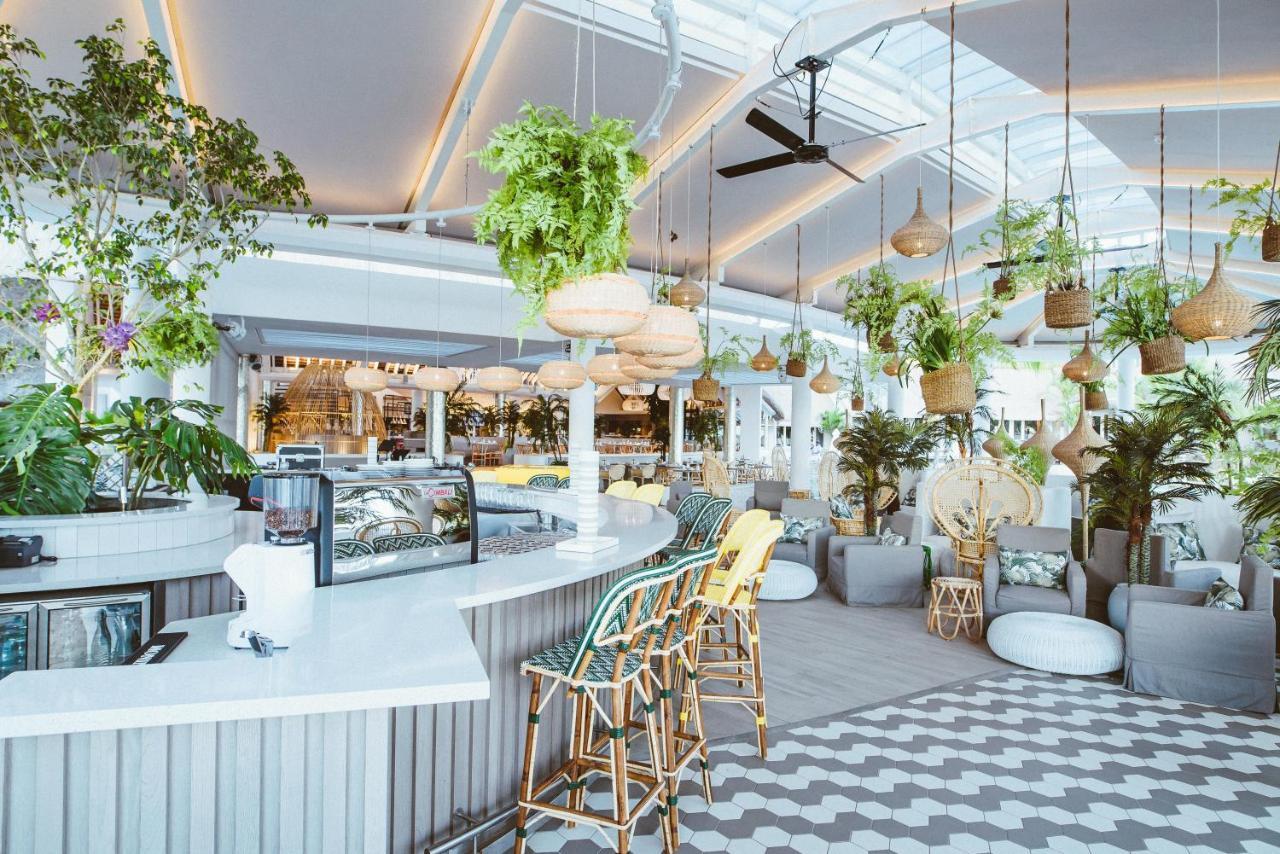 Lux* Grand Gaube Resort & Villas Екстер'єр фото The interior of the restaurant