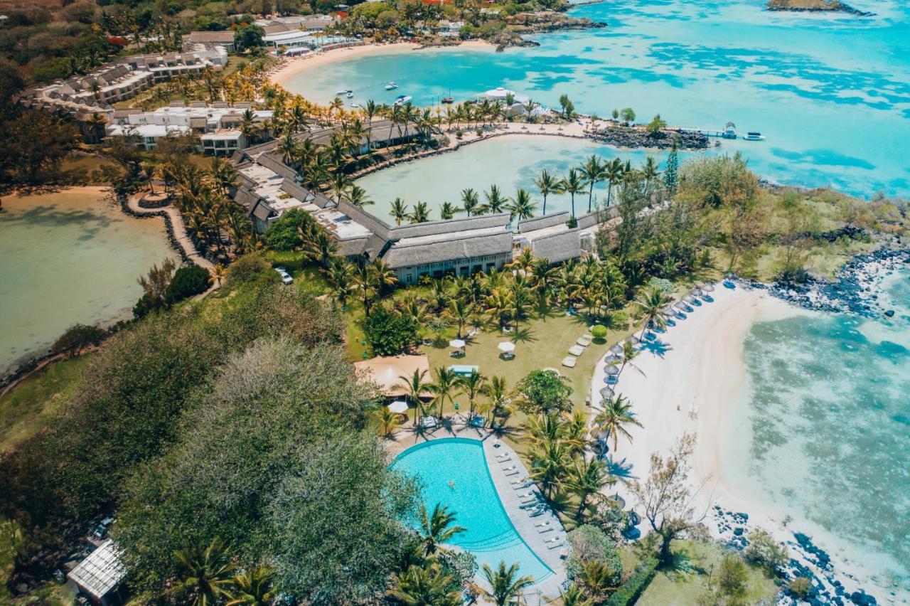 Lux* Grand Gaube Resort & Villas Екстер'єр фото Aerial view of the resort