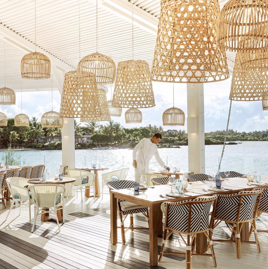 Lux* Grand Gaube Resort & Villas Екстер'єр фото The Beach Club